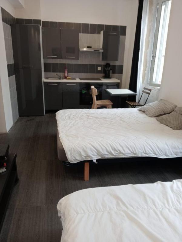 Studio 300 Vieux Port Opera มาร์กเซย ภายนอก รูปภาพ